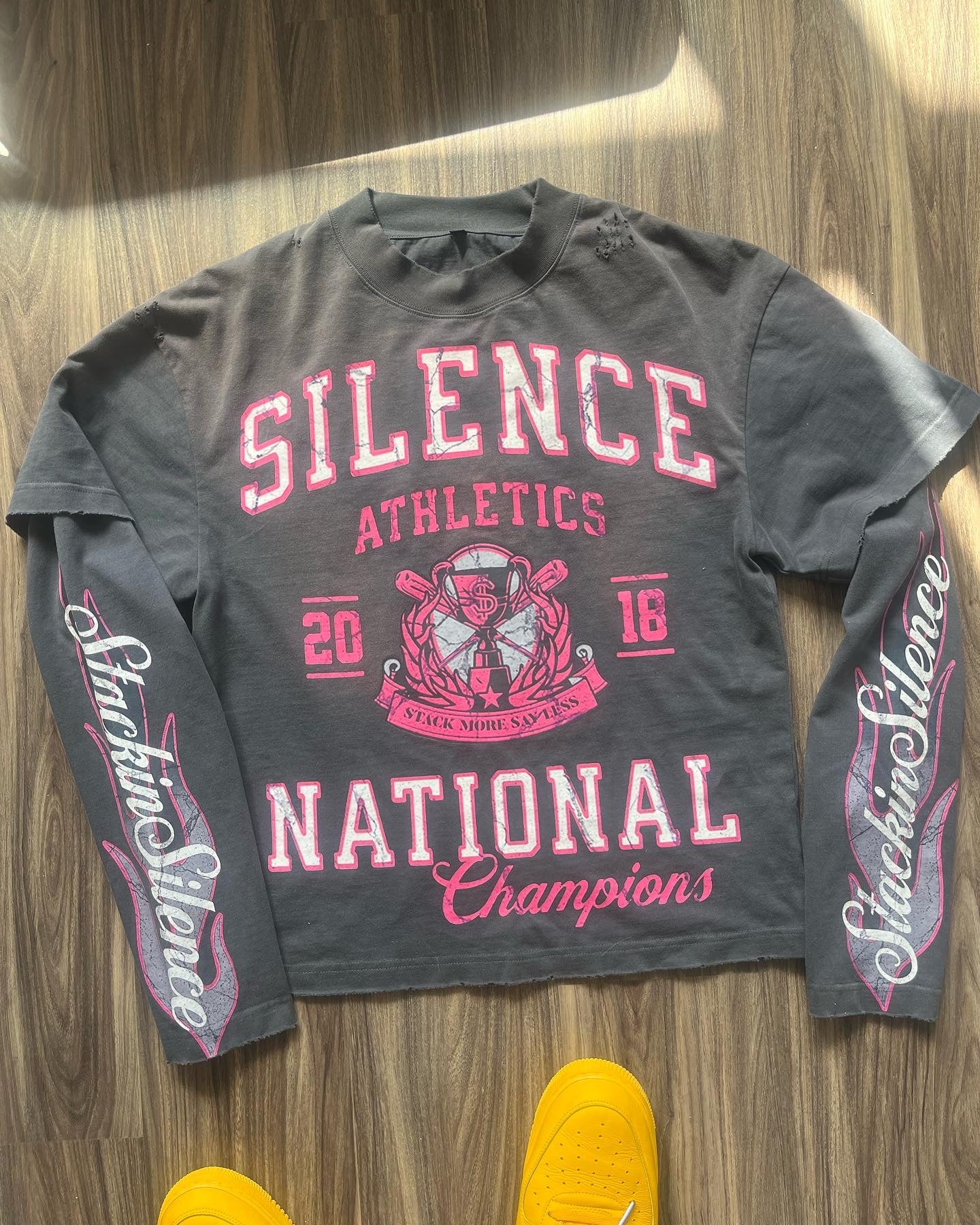 Silence Athletics Double Layer Tee - Pink